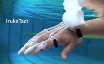 3D打印声纳手套 可感知水下目标帮助救援
