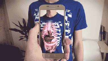一款能用手机APP让你“看”到器官的Virtuali-tee 的T恤