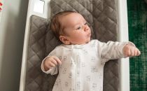 能记录宝宝成长的智能婴儿床垫体验 问题不少