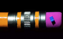 英特尔宣布启动测试小“自旋量子位”芯片