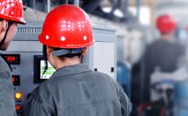 福禄克新型1000V绝缘手动工具确保危险环境下工作的电工和技术人员全天都安全舒适