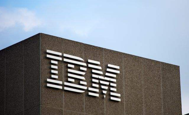 IBM与美国银行合作 开发提供金融服务的公共云 